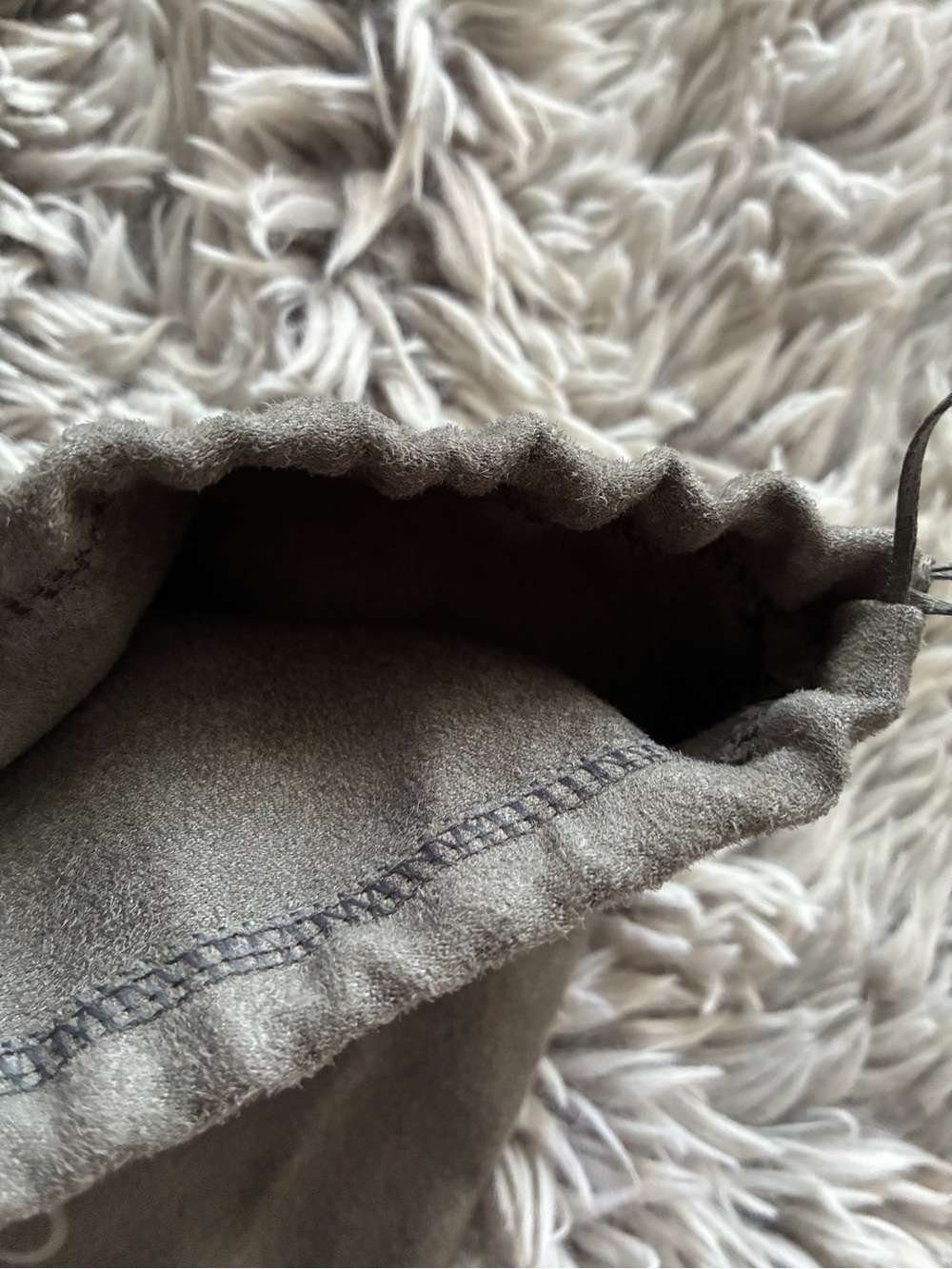 Tom Ford Gray Drawstring Accessory Pouch - Picture 6 of 6